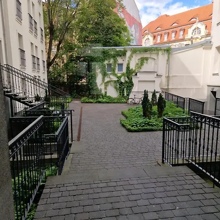 Apartment W Kamienicy *